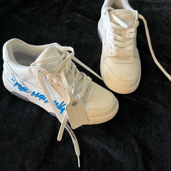 Off-white “Virgil” sneakers. - Picture 2 of 7
